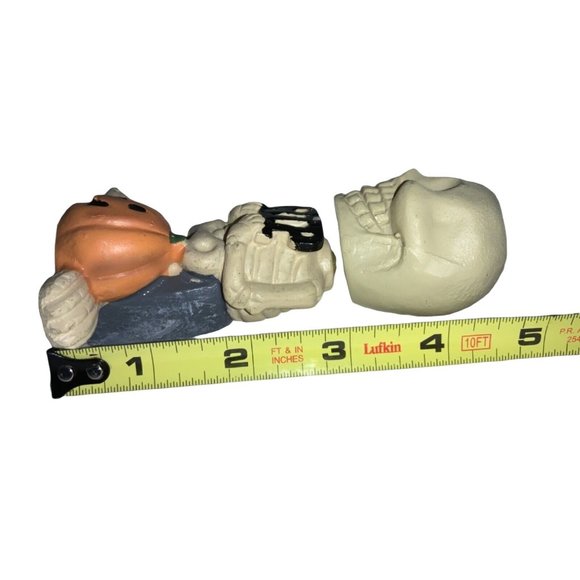 HALLOWEEN Skeleton FIGURINE. HEAD ON SPRING BOBBLE HEAD / NODDER - Picture 8 of 9